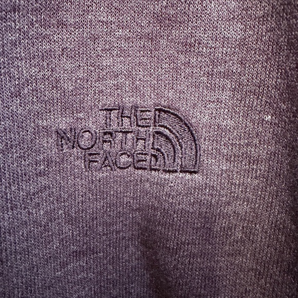 The North Face Women's Heathered Purple Crew Neck Sweatshirt - Picture 2 of 7